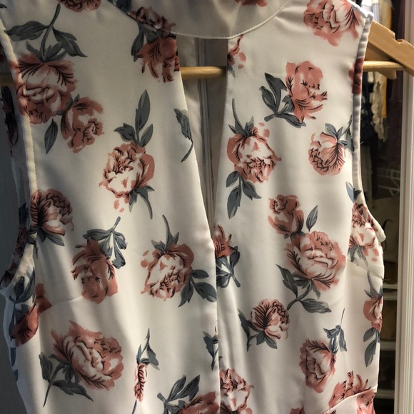 Floral cocktail dress - Picture 2 of 5